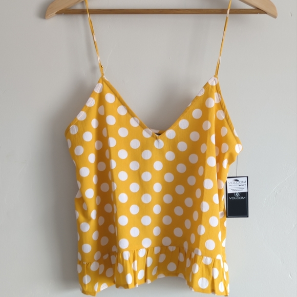 🆕🌿VOLCOM CAMI TOP🌿 - Picture 2 of 5